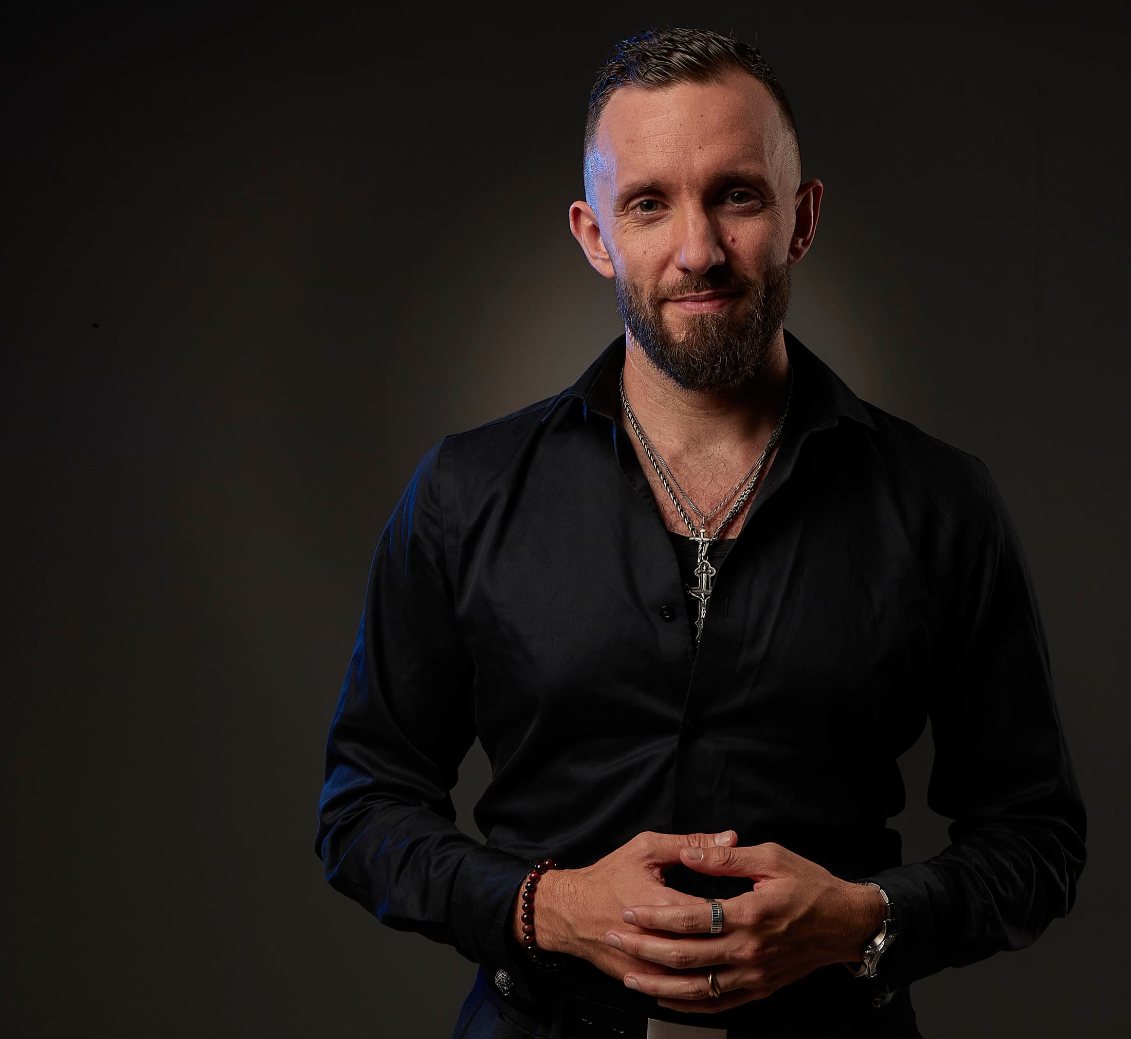 Christophe Mazzola, portrait studio, gros plan